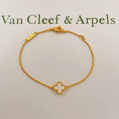 Wholesale Van Cleef &amp; Arpels Bracelets For Women #1406620 $25.00 USD, Wholesale Quality Replica Van Cleef &amp; Arpels Bracelets