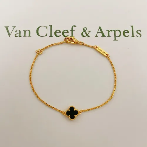 Wholesale Van Cleef &amp; Arpels Bracelets For Women #1406623 $25.00 USD, Wholesale Quality Replica Van Cleef &amp; Arpels Bracelets