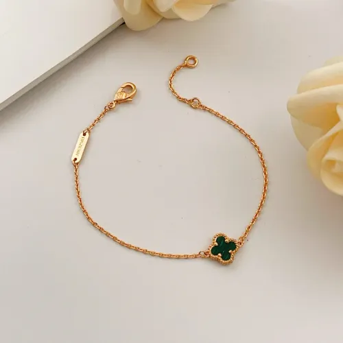 Wholesale Van Cleef &amp; Arpels Bracelets For Women #1406630 $25.00 USD, Wholesale Quality Replica Van Cleef &amp; Arpels Bracelets