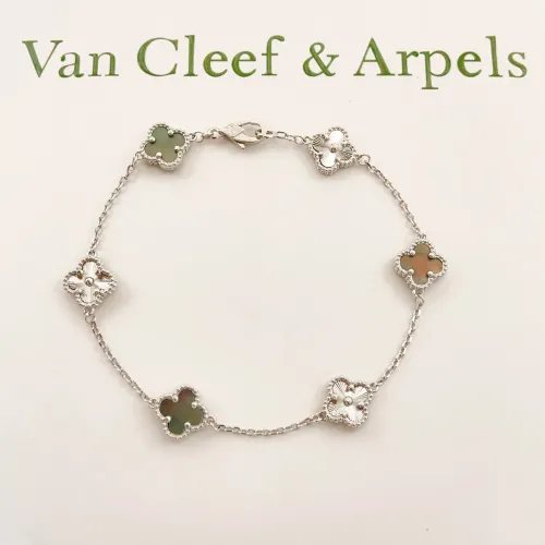 Wholesale Van Cleef &amp; Arpels Bracelets For Women #1406635 $34.00 USD, Wholesale Quality Replica Van Cleef &amp; Arpels Bracelets