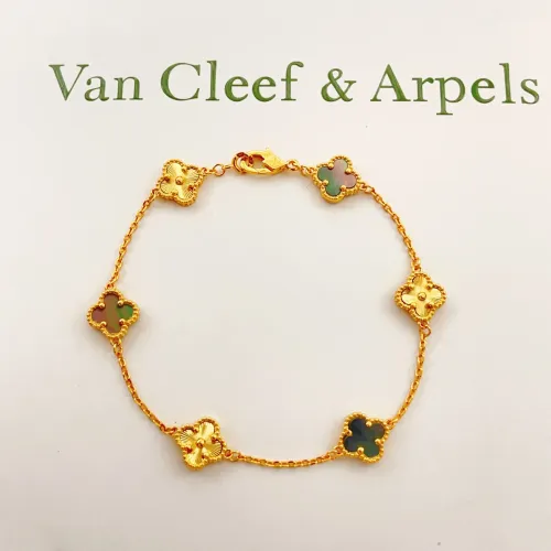 Wholesale Van Cleef &amp; Arpels Bracelets For Women #1406637 $34.00 USD, Wholesale Quality Replica Van Cleef &amp; Arpels Bracelets