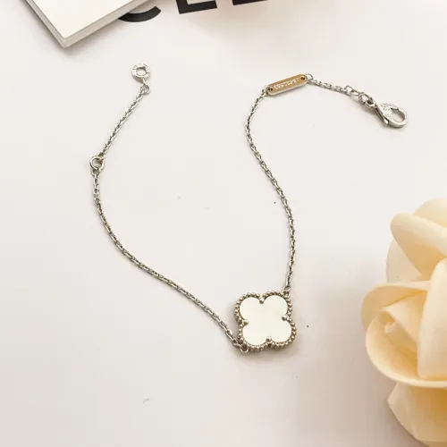 Replica Van Cleef & Arpels Bracelets For Women #1406638 $25.00 USD for Wholesale