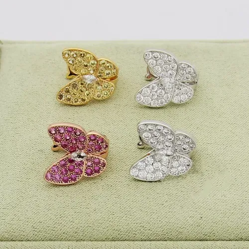 Replica Van Cleef & Arpels Earrings For Women #1406831 $29.00 USD for Wholesale