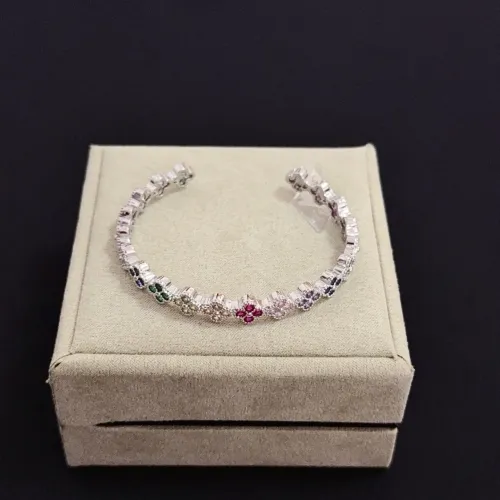 Replica Van Cleef & Arpels Bracelets For Women #1407097 $48.00 USD for Wholesale
