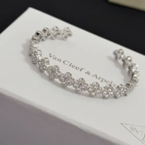 Wholesale Van Cleef &amp; Arpels Bracelets For Women #1407099 $48.00 USD, Wholesale Quality Replica Van Cleef &amp; Arpels Bracelets