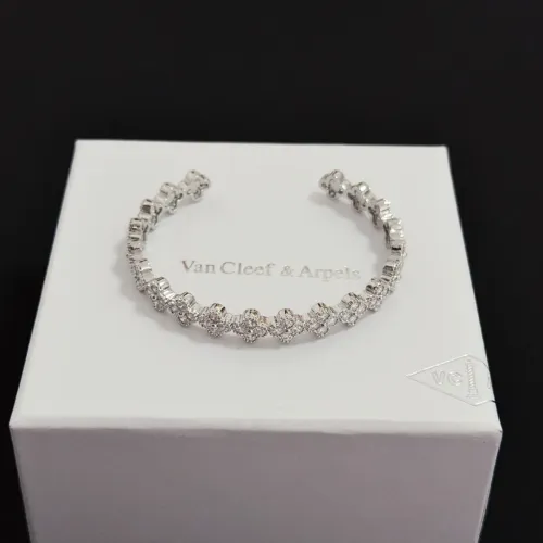 Replica Van Cleef & Arpels Bracelets For Women #1407099 $48.00 USD for Wholesale