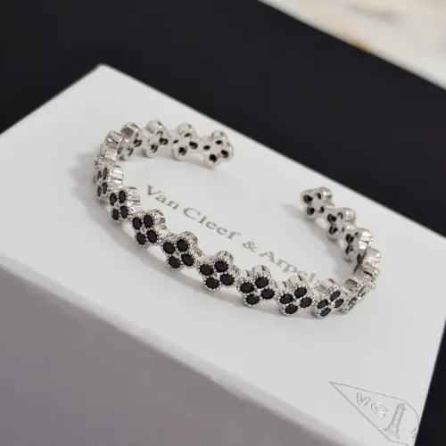Wholesale Van Cleef &amp; Arpels Bracelets For Women #1407101 $48.00 USD, Wholesale Quality Replica Van Cleef &amp; Arpels Bracelets