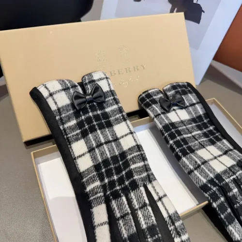 Replica Burberry Gloves #1407559 $38.00 USD for Wholesale