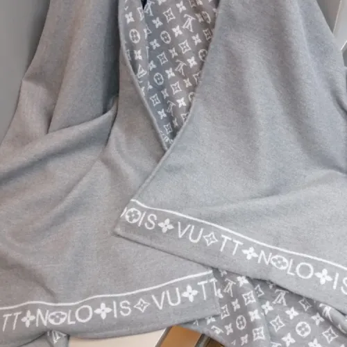 Replica Louis Vuitton Poncho #1408780 $85.00 USD for Wholesale