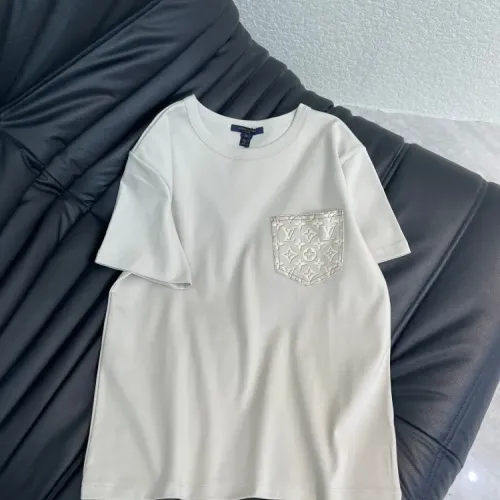 Wholesale Louis Vuitton LV T-Shirts Short Sleeved For Women #1409108 $56.00 USD, Wholesale Quality Replica Louis Vuitton LV T-Shirts