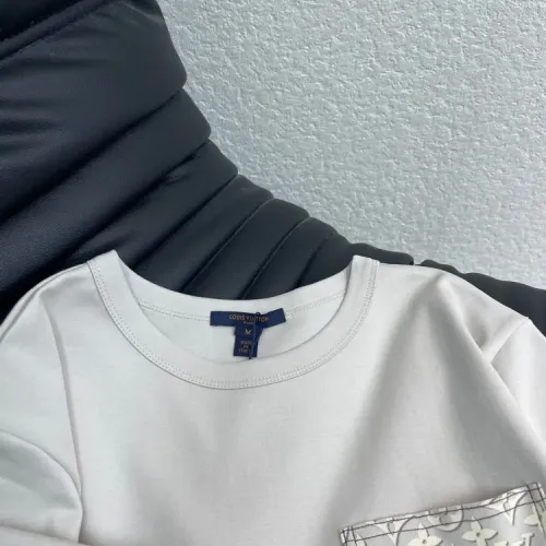 Replica Louis Vuitton LV T-Shirts Short Sleeved For Women #1409108 $56.00 USD for Wholesale