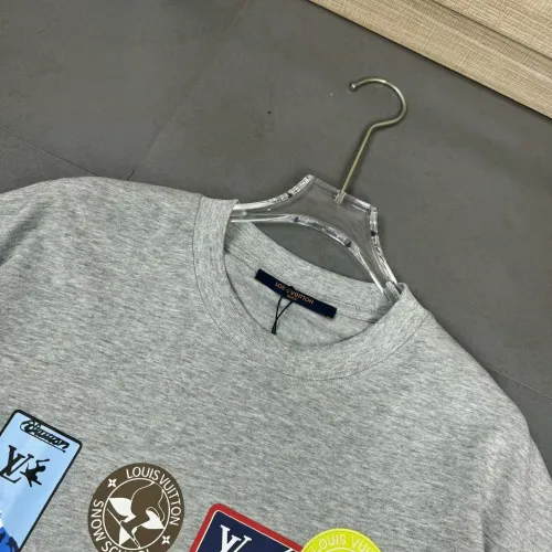 Replica Louis Vuitton LV T-Shirts Short Sleeved For Unisex #1410164 $32.00 USD for Wholesale