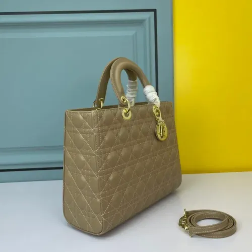 Replica Christian Dior AAA Quality Handbags For Women #1411648 $85.00 USD for Wholesale