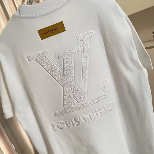 Replica Louis Vuitton LV T-Shirts Short Sleeved For Unisex #1411798 $48.00 USD for Wholesale