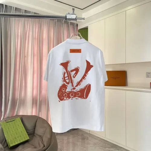 Replica Louis Vuitton LV T-Shirts Short Sleeved For Unisex #1411867 $42.00 USD for Wholesale