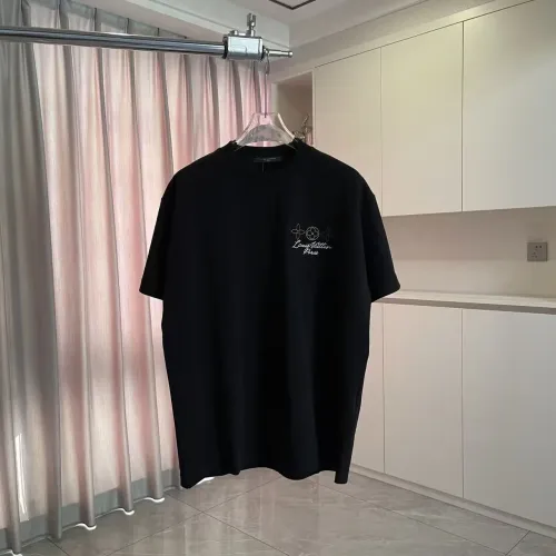 Replica Louis Vuitton LV T-Shirts Short Sleeved For Unisex #1411886 $45.00 USD for Wholesale