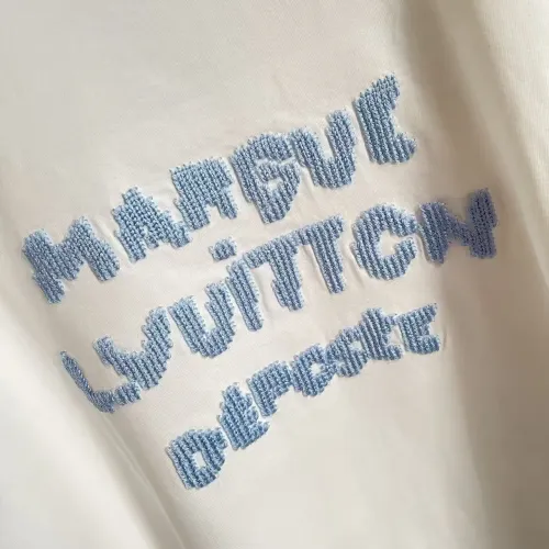 Replica Louis Vuitton LV T-Shirts Short Sleeved For Unisex #1411887 $48.00 USD for Wholesale