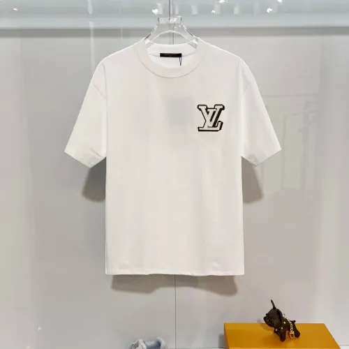 Replica Louis Vuitton LV T-Shirts Short Sleeved For Unisex #1412132 $48.00 USD for Wholesale