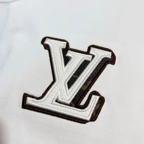 Replica Louis Vuitton LV T-Shirts Short Sleeved For Unisex #1412132 $48.00 USD for Wholesale
