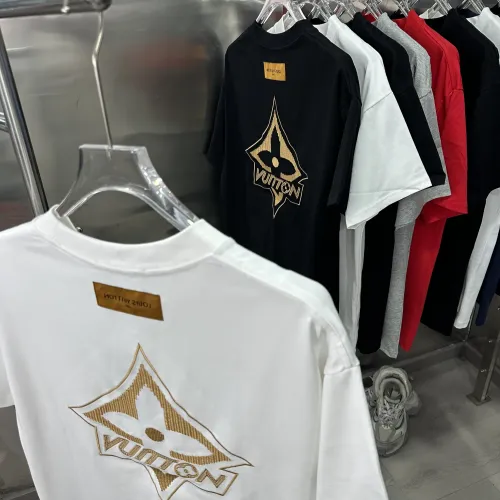 Replica Louis Vuitton LV T-Shirts Short Sleeved For Unisex #1412134 $42.00 USD for Wholesale