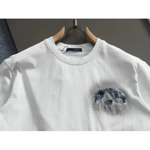 Replica Louis Vuitton LV T-Shirts Short Sleeved For Unisex #1412138 $52.00 USD for Wholesale