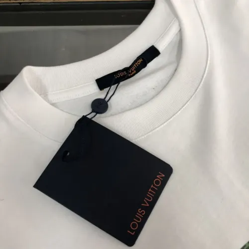 Replica Louis Vuitton LV T-Shirts Short Sleeved For Men #1412147 $42.00 USD for Wholesale