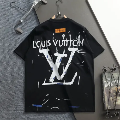 Replica Louis Vuitton LV T-Shirts Short Sleeved For Unisex #1412227 $40.00 USD for Wholesale
