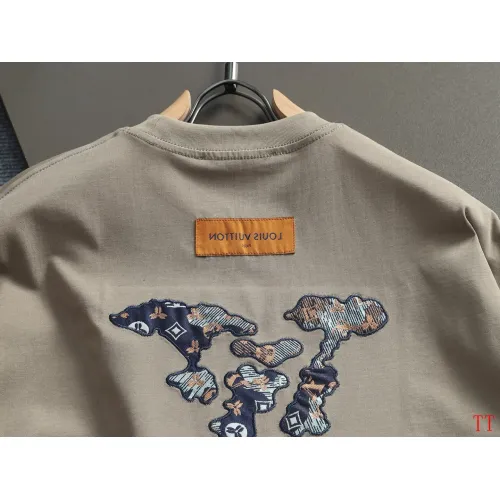 Replica Louis Vuitton LV T-Shirts Short Sleeved For Unisex #1412230 $40.00 USD for Wholesale
