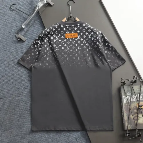 Replica Louis Vuitton LV T-Shirts Short Sleeved For Unisex #1412239 $40.00 USD for Wholesale