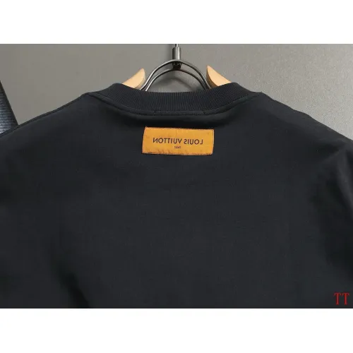 Replica Louis Vuitton LV T-Shirts Short Sleeved For Unisex #1412248 $45.00 USD for Wholesale