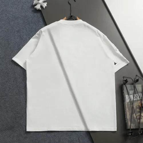 Replica Louis Vuitton LV T-Shirts Short Sleeved For Unisex #1412249 $48.00 USD for Wholesale