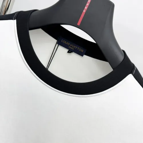 Replica Louis Vuitton LV Hoodies Long Sleeved For Men #1412528 $82.00 USD for Wholesale