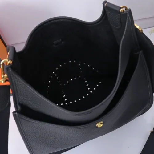 Replica Hermes AAA Quality Messenger Bags For Women #1412616 $135.00 USD for Wholesale