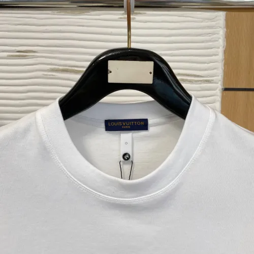 Replica Louis Vuitton LV T-Shirts Short Sleeved For Unisex #1412883 $64.00 USD for Wholesale