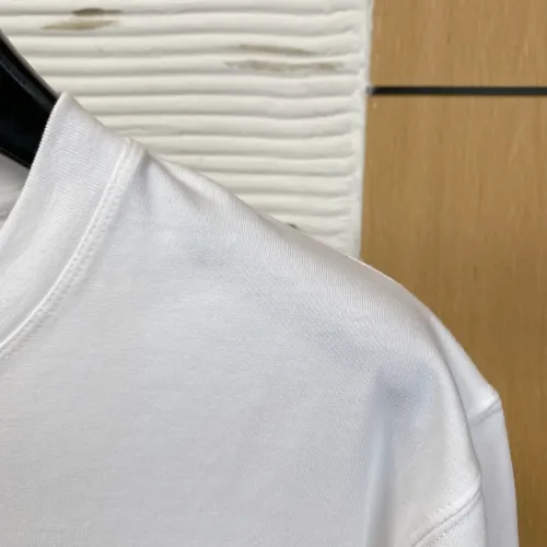 Replica Louis Vuitton LV T-Shirts Short Sleeved For Unisex #1412884 $64.00 USD for Wholesale