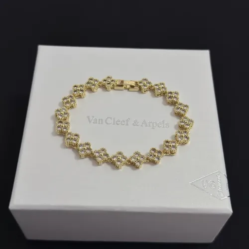 Wholesale Van Cleef &amp; Arpels Bracelets For Women #1413301 $52.00 USD, Wholesale Quality Replica Van Cleef &amp; Arpels Bracelets