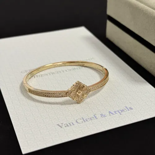 Replica Van Cleef & Arpels Bracelets For Women #1413413 $48.00 USD for Wholesale