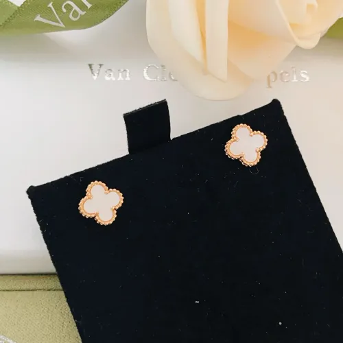 Replica Van Cleef & Arpels Earrings For Women #1413519 $25.00 USD for Wholesale