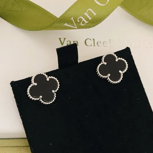 Replica Van Cleef & Arpels Earrings For Women #1413532 $25.00 USD for Wholesale