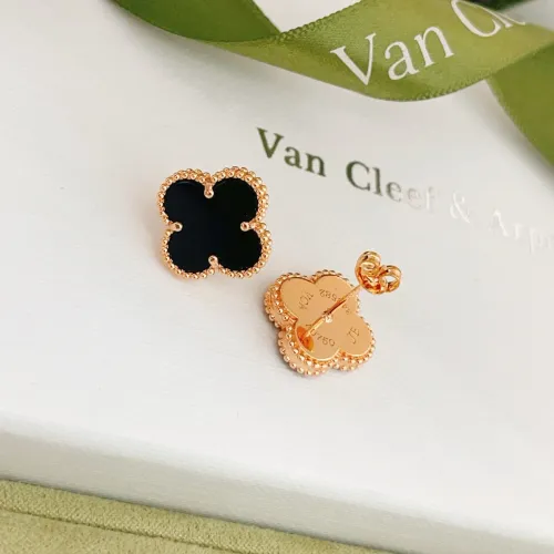 Replica Van Cleef & Arpels Earrings For Women #1413533 $25.00 USD for Wholesale