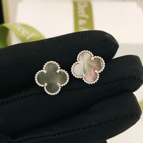 Replica Van Cleef & Arpels Earrings For Women #1413535 $25.00 USD for Wholesale