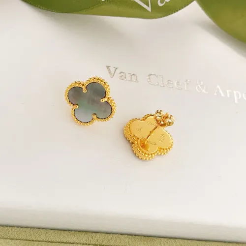 Replica Van Cleef & Arpels Earrings For Women #1413537 $25.00 USD for Wholesale