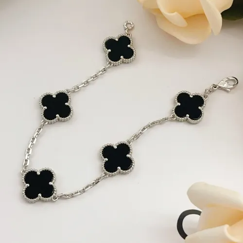 Replica Van Cleef & Arpels Bracelets For Women #1413736 $34.00 USD for Wholesale