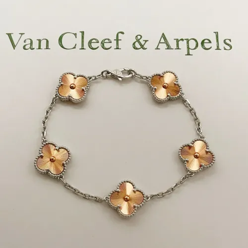 Wholesale Van Cleef &amp; Arpels Bracelets For Women #1413739 $34.00 USD, Wholesale Quality Replica Van Cleef &amp; Arpels Bracelets