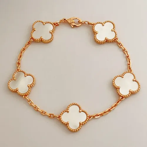 Wholesale Van Cleef &amp; Arpels Bracelets For Women #1413741 $34.00 USD, Wholesale Quality Replica Van Cleef &amp; Arpels Bracelets