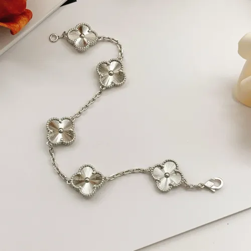 Replica Van Cleef & Arpels Bracelets For Women #1413743 $34.00 USD for Wholesale