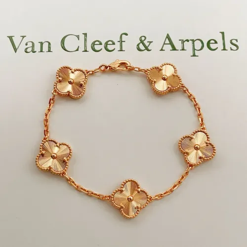 Wholesale Van Cleef &amp; Arpels Bracelets For Women #1413744 $34.00 USD, Wholesale Quality Replica Van Cleef &amp; Arpels Bracelets