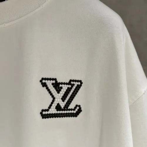 Replica Louis Vuitton LV T-Shirts Short Sleeved For Unisex #1413884 $45.00 USD for Wholesale