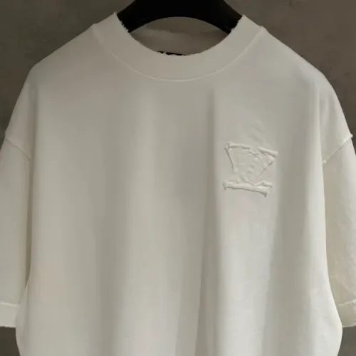 Replica Louis Vuitton LV T-Shirts Short Sleeved For Unisex #1413892 $48.00 USD for Wholesale