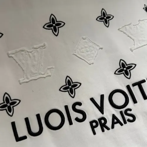 Replica Louis Vuitton LV T-Shirts Short Sleeved For Unisex #1413892 $48.00 USD for Wholesale